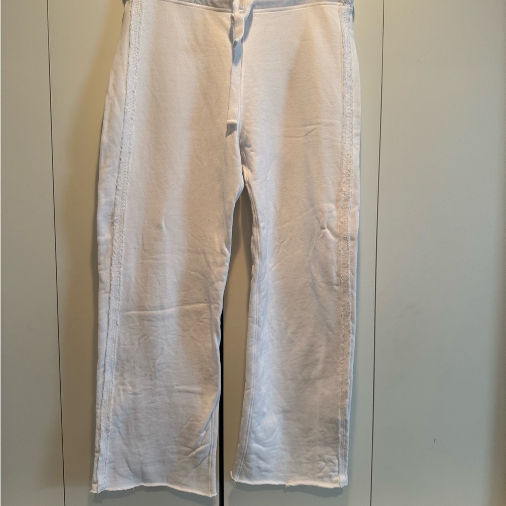 White Cropped Pants